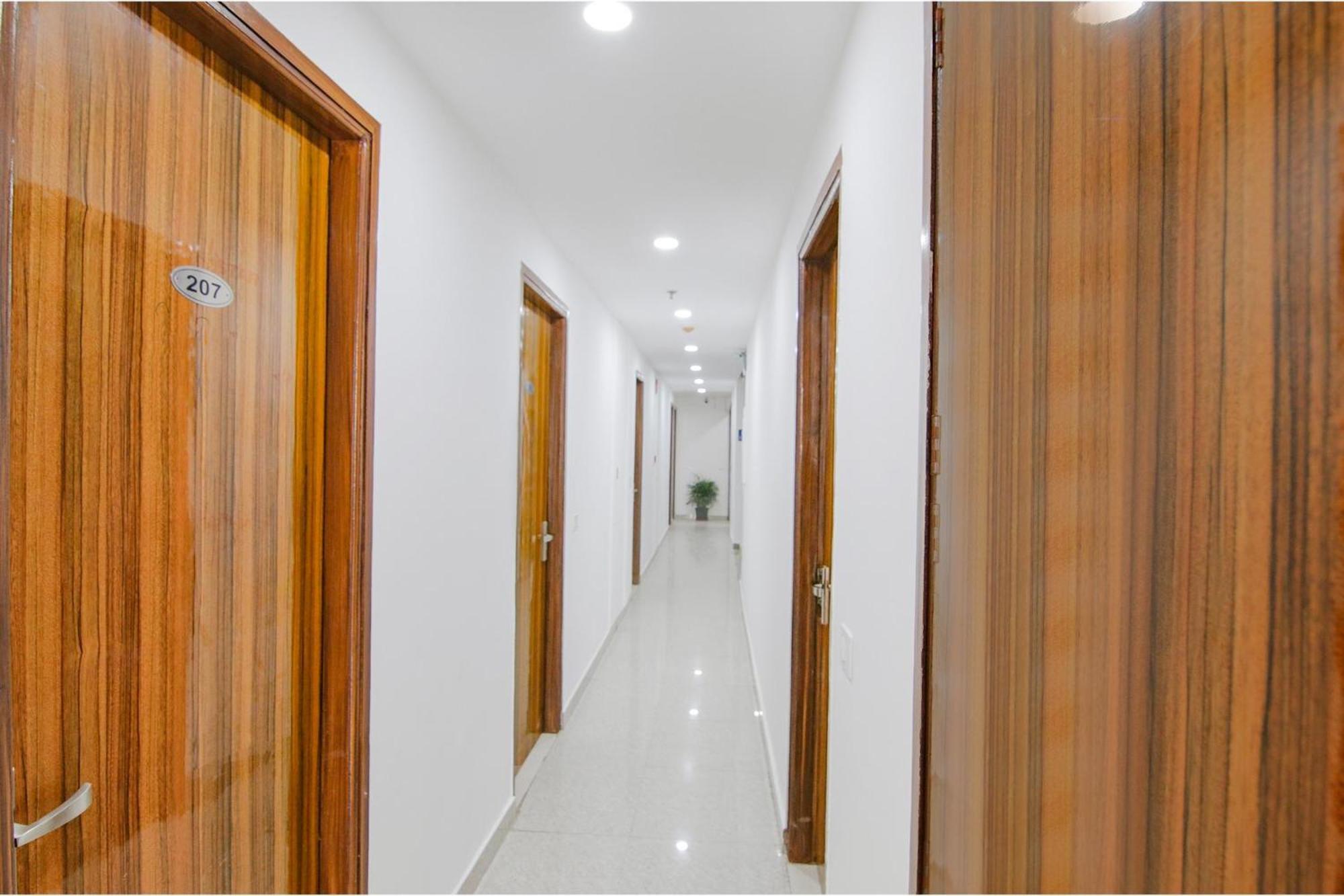 Fabhotel Gp Royal Чандигарх Экстерьер фото
